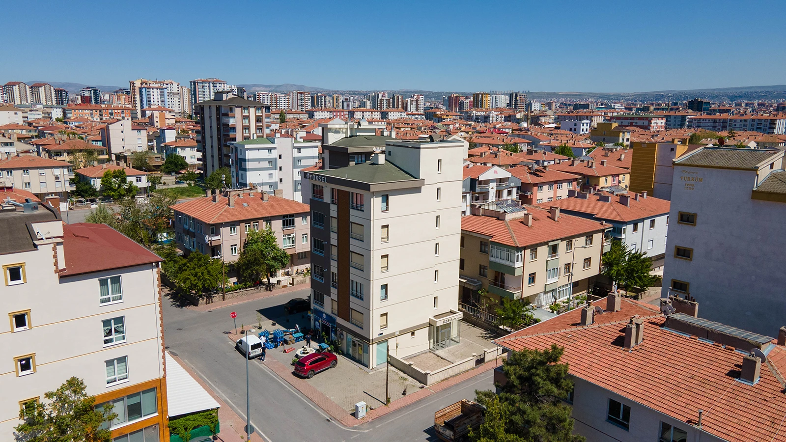 Özsu Apartmanı